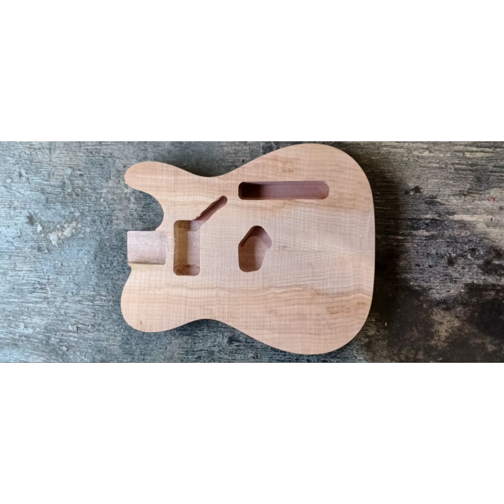 bodi T Style Top Flame maple unfinished