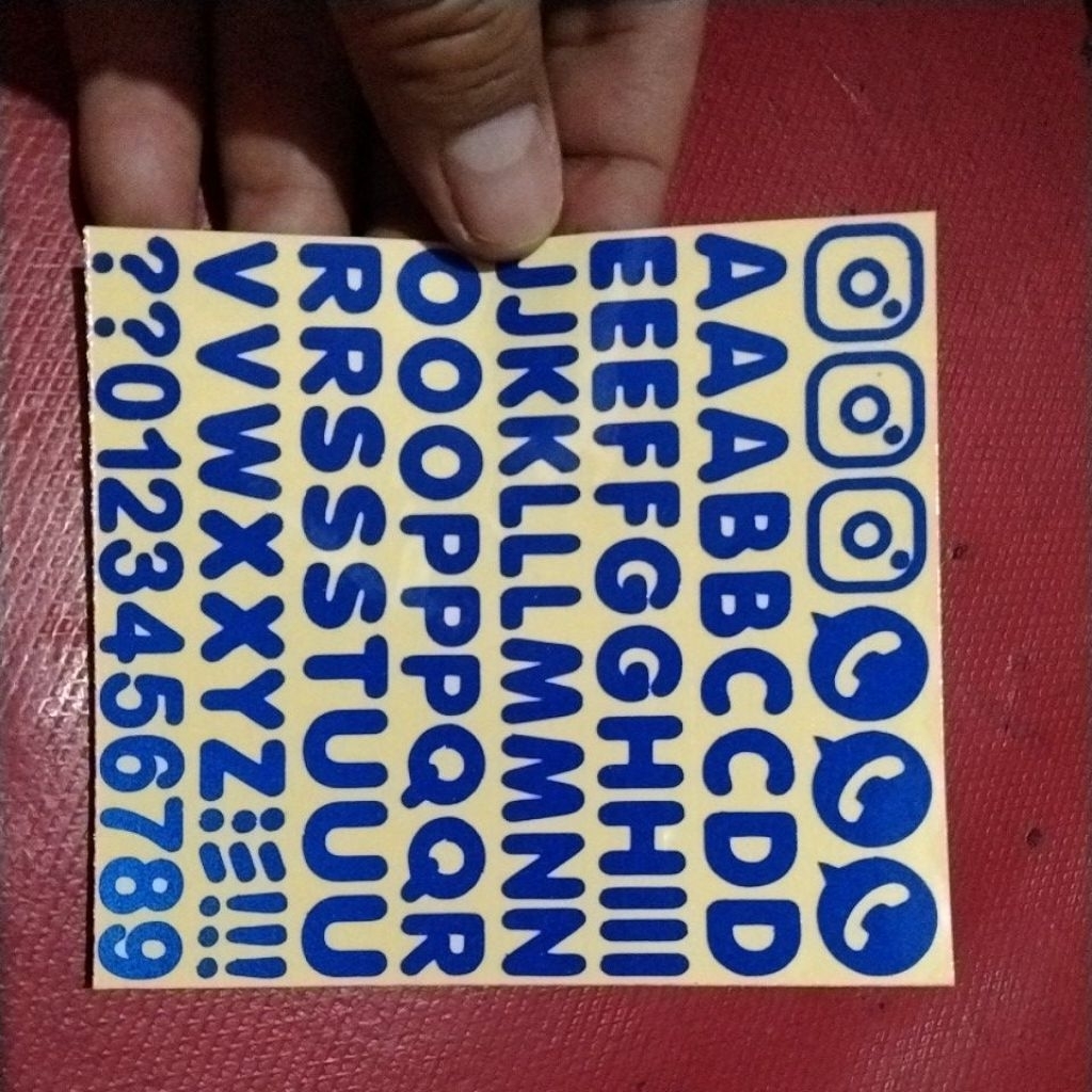 Stiker Cutting Abjad.