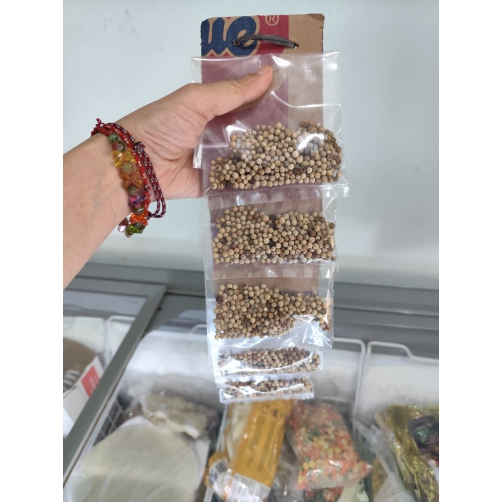 

Lada Putih / Merica Bijian