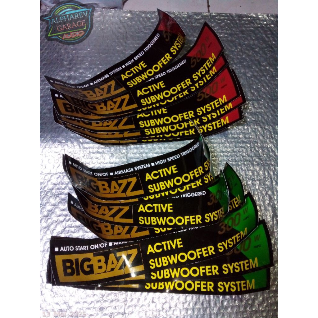 

STICKER EMBLEM VINYL BIGBAZZ 500/ 300W PMPO LAMINASI GLOSSY UNTUK BOX BAZOOKA MODEL PSW