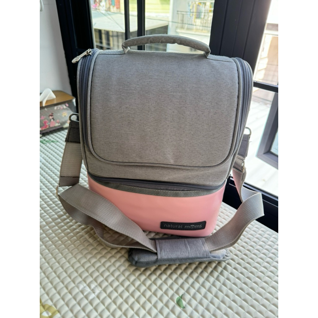 Preloved Natural Moms Cooler Bag