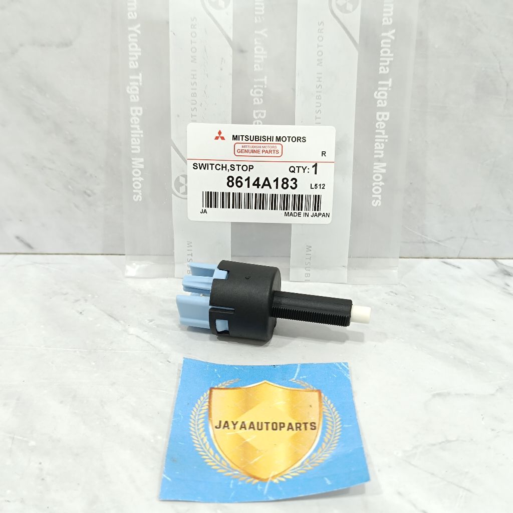 Switch Rem Stop Xpander 2016-2023 Pajero Sport Mirage 8614A183