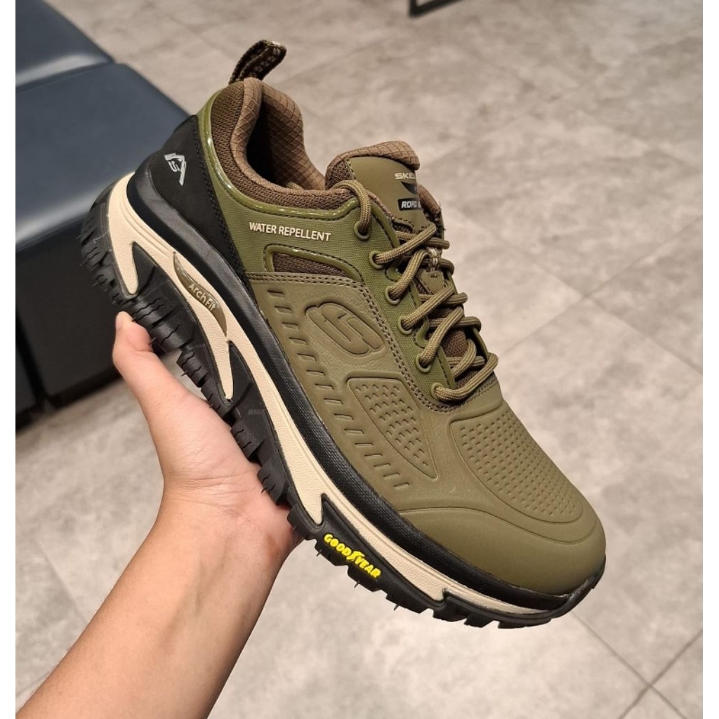 Skechers men outdoor goodyear original