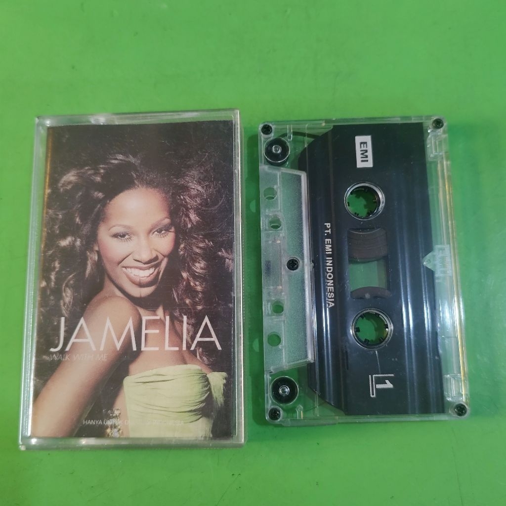 Kaset JAMELIA Walk With Me