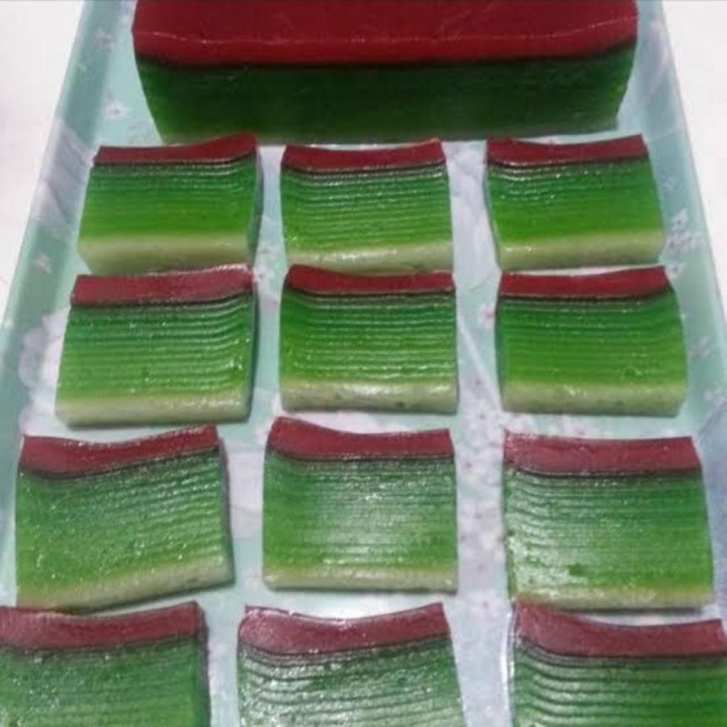 

Kue Lapis Pepe Loyang khas Betawi