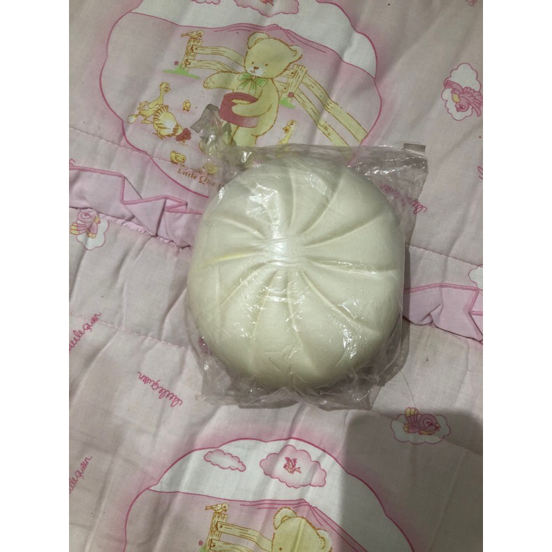 SQUISHY JUMBO BUN PRELOVED