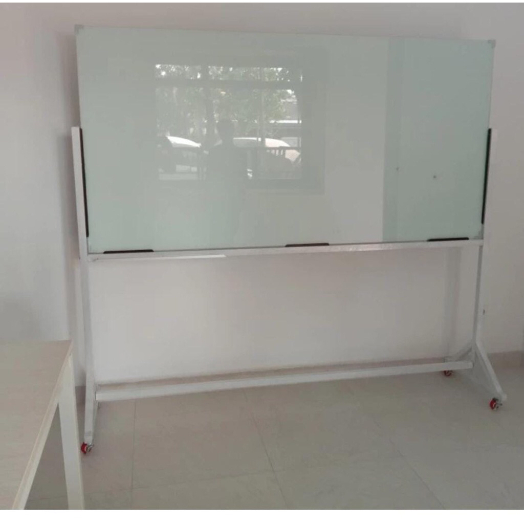 

Quartet Infinity Glass Magnetic Board