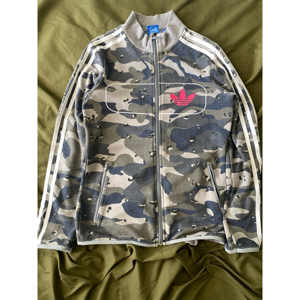 tracktop adidas camo