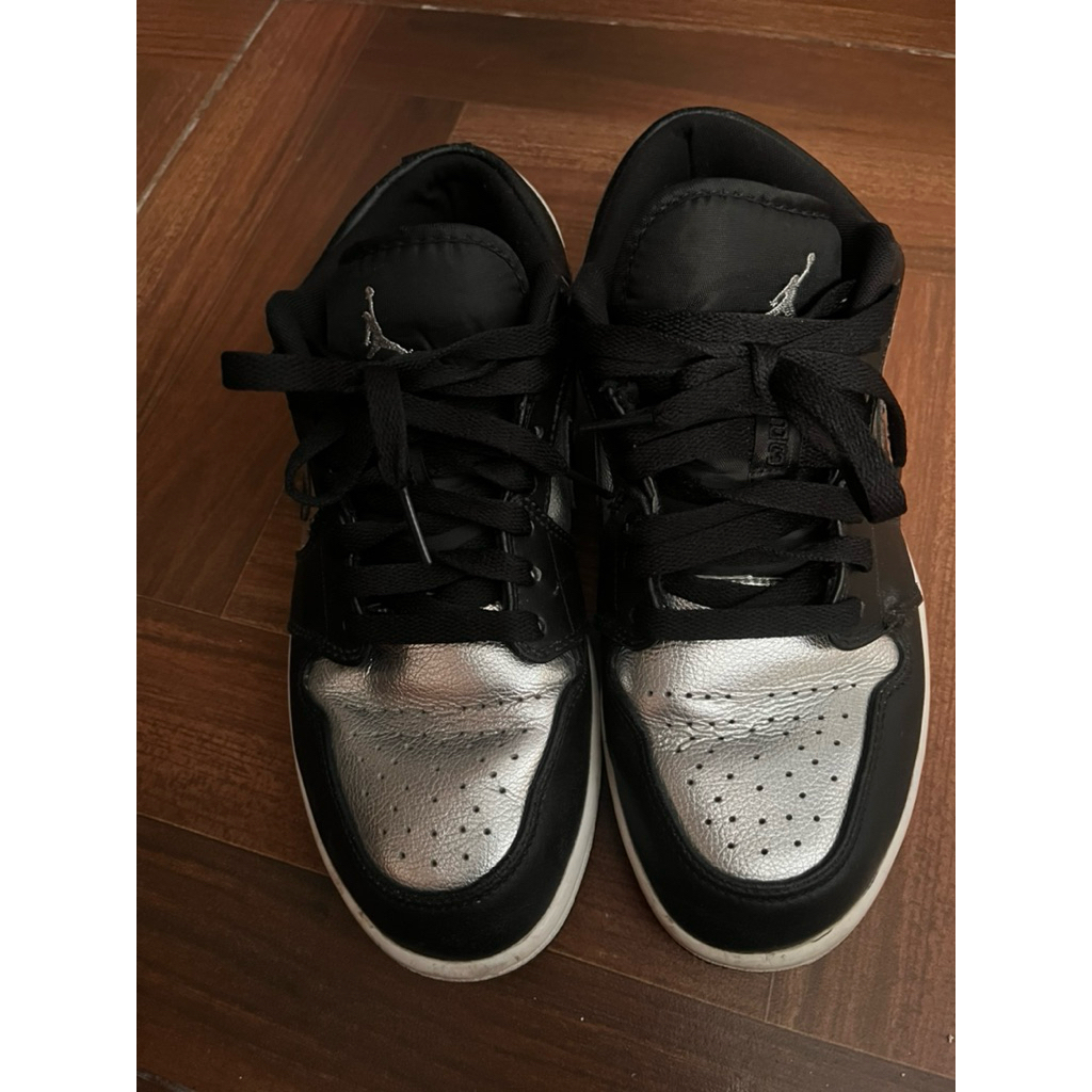 Nike Air Jordan Preloved