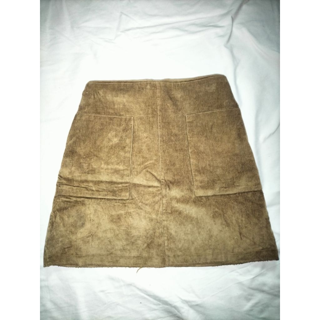 Rok Pendek Corduroy