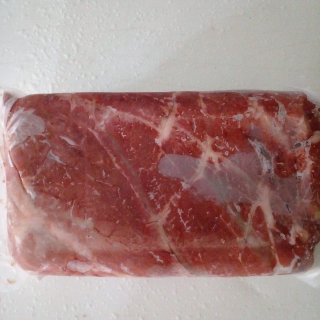 

Daging kerbau premium (CM 01) murah berat 900 sd 1kg/daging kerbau premium/daging kerbau ...