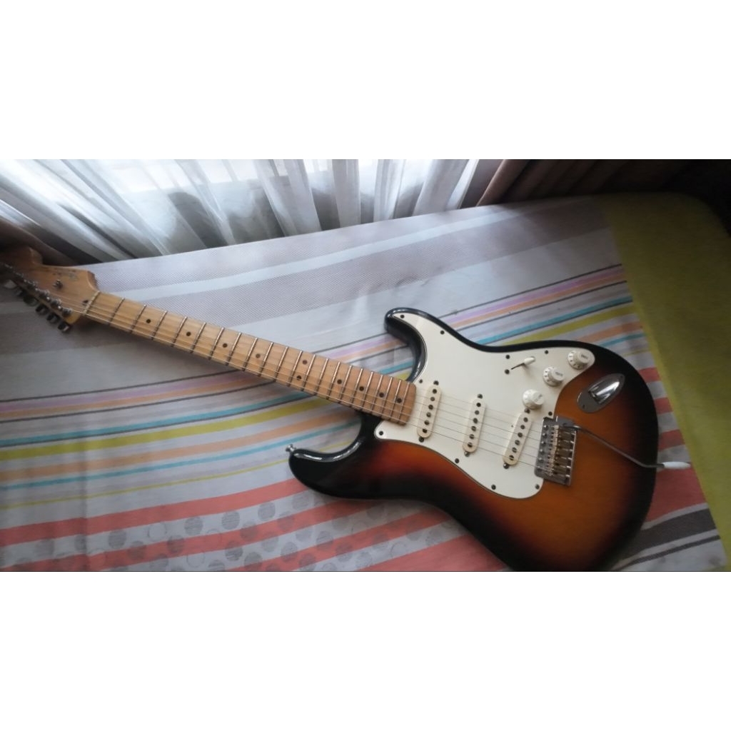 fender stratocaster 2008 mexico
