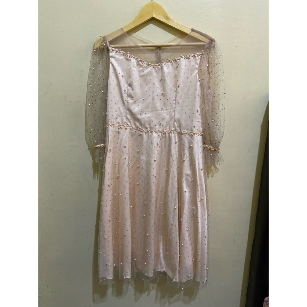 GAUN PESTA MEWAH PRELOVED