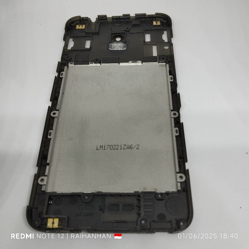 Tutup Mesin LCD Blackberry Aurora