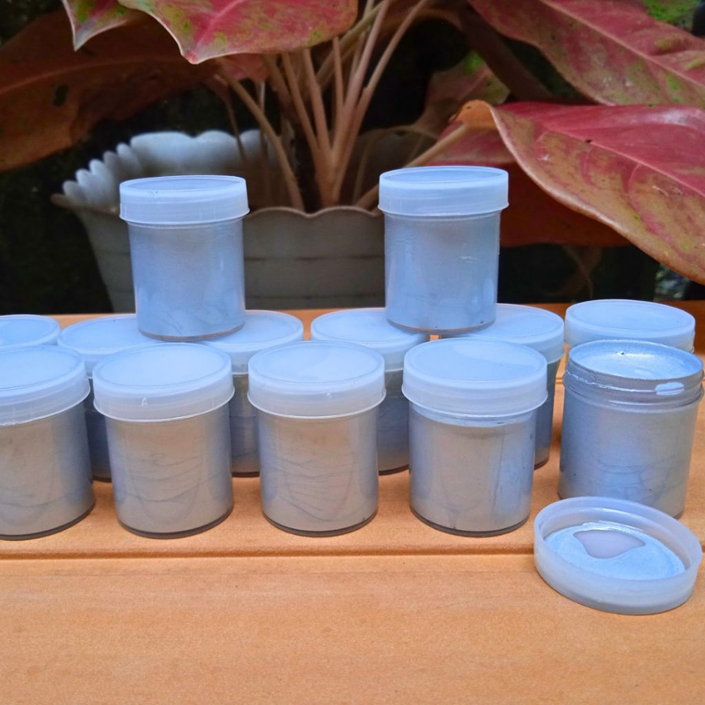 

CAT AKRILIK WARNA SILVER