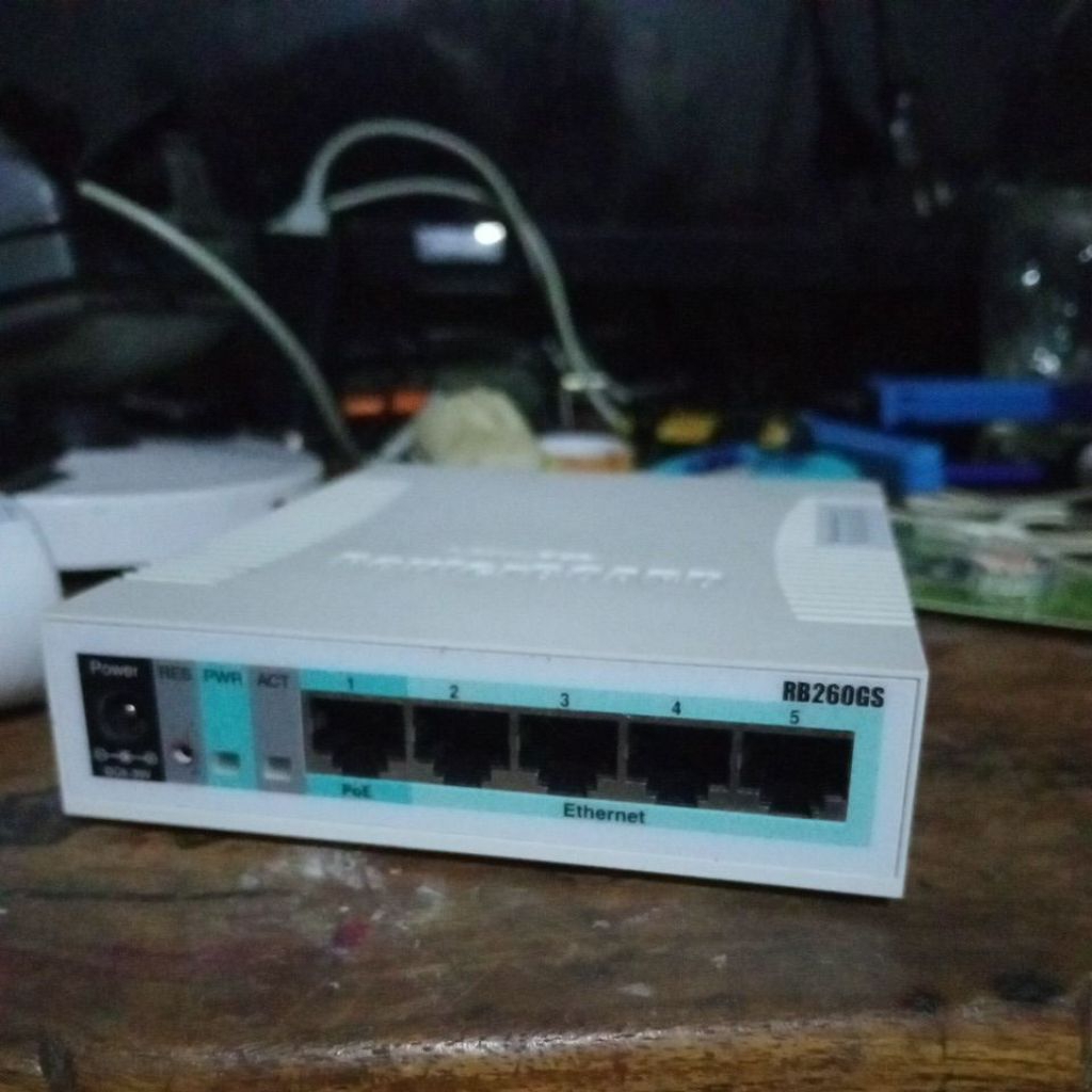 mikrotik RB260GS