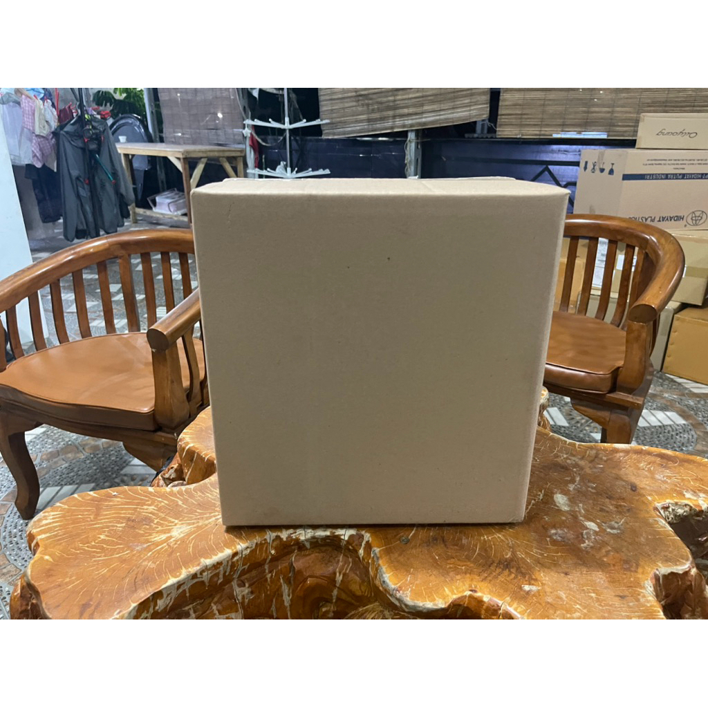 

Kardus 31 cm x 22 cm x 33 cm (500) Bekas Polos 3122 YDI Double Wall