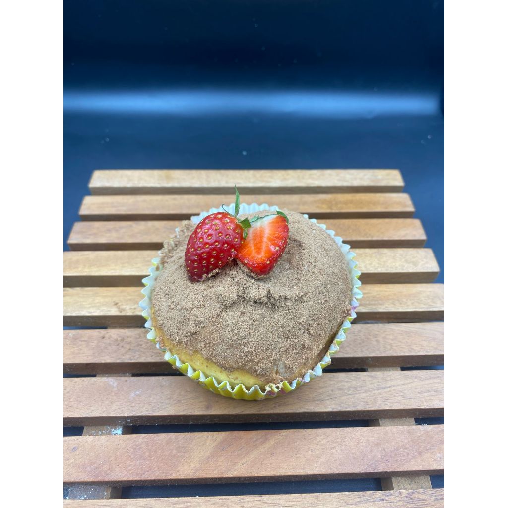 

Etty's Bakery - Roti topping Milo dengan Vla Vanilla