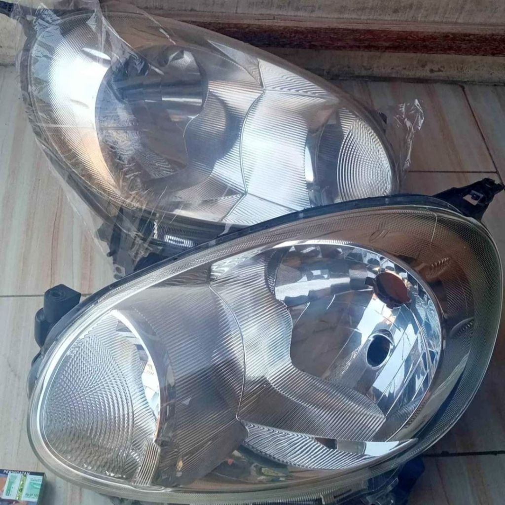Headlamp Nissan March / lampu depan nissan march ori copotan