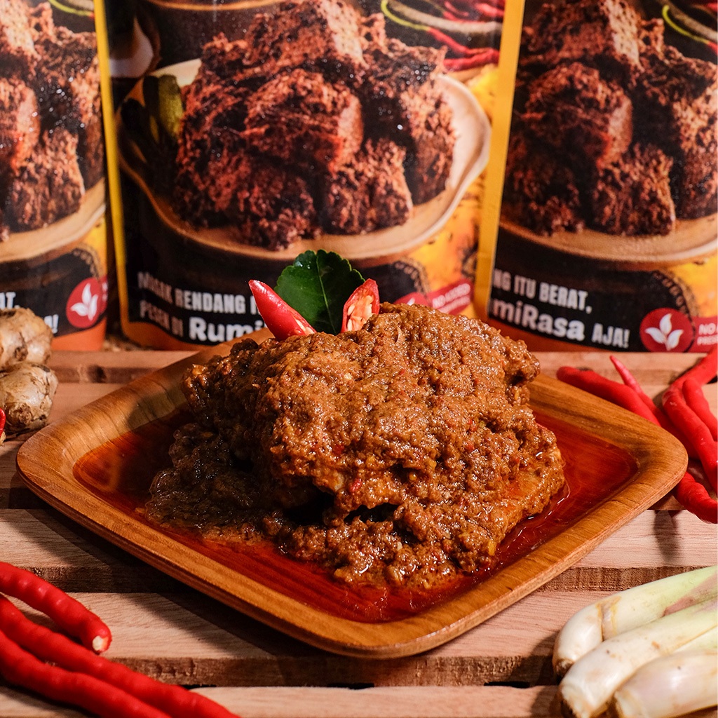 

Rendang Daging Sapi Asli Khas Minang Tanpa Pengawet 100% Halal - RumiRasa