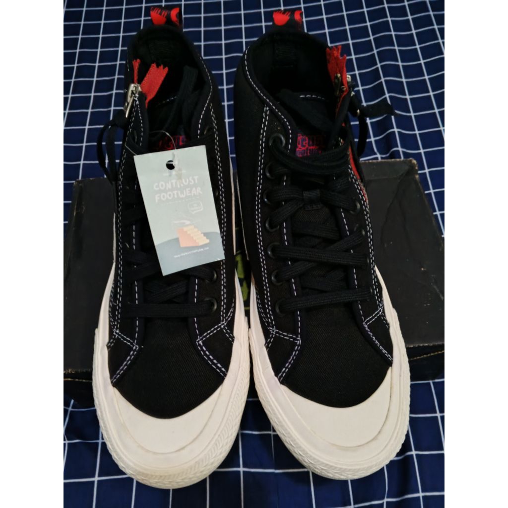 sepatu sneaker pria contrust footwear