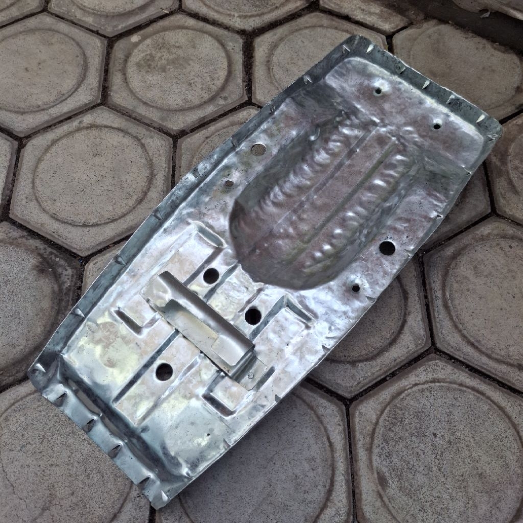 PLAT JOK SUZUKI GP100