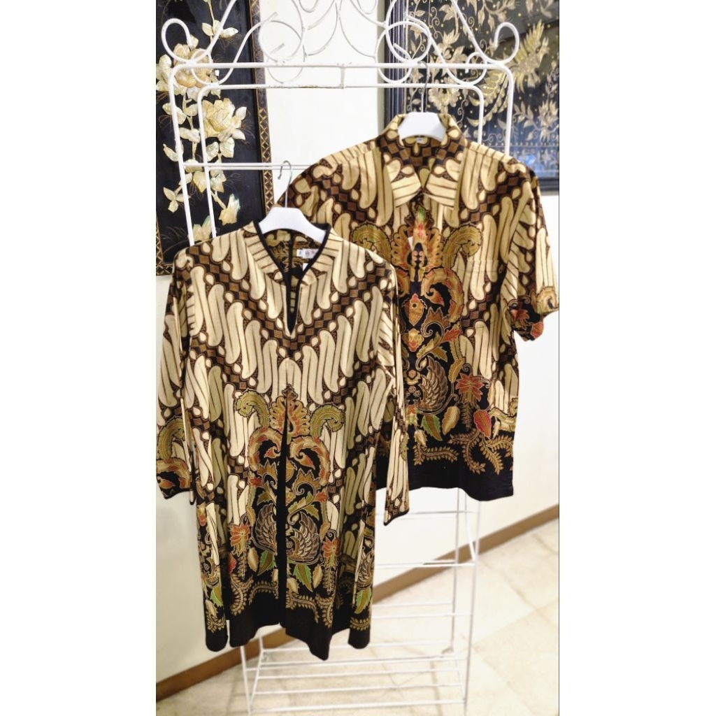 Couple Batik Atasan Wanita Lengan Panjang