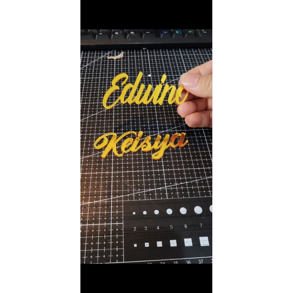 Custom Nama Akrilik, Akrilik Mahar, Nama Mahar, Nama cutting laser, Nama Hiasan Kue, Nama Topper Kur