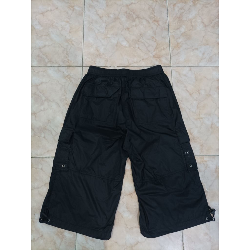 Celana Pendek Parasut ¾ Fila Second