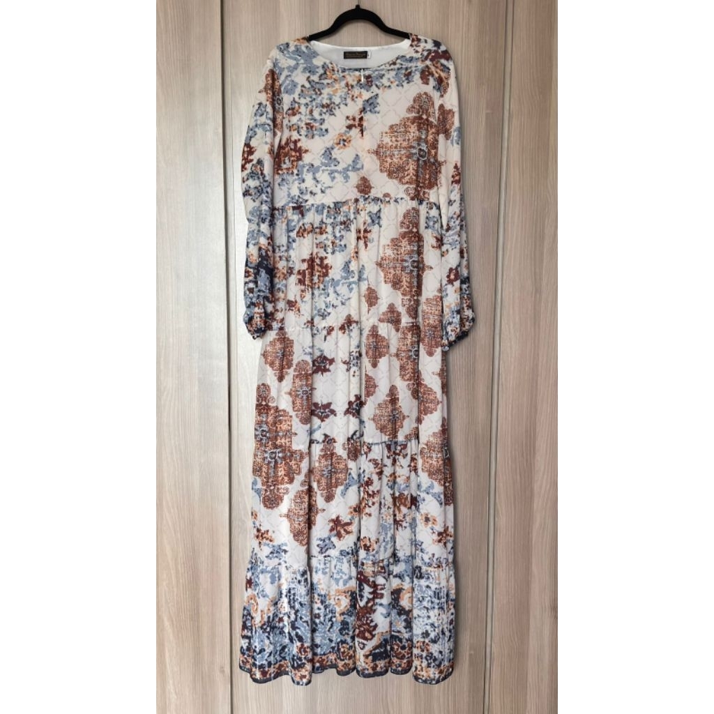 Preloved dress by khanza maryam