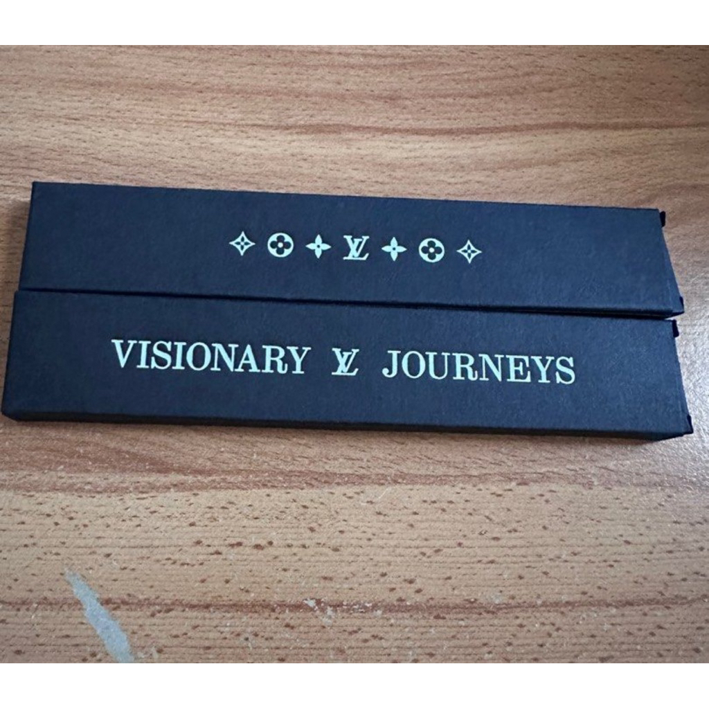 

louis vuitton visionary journey pencil