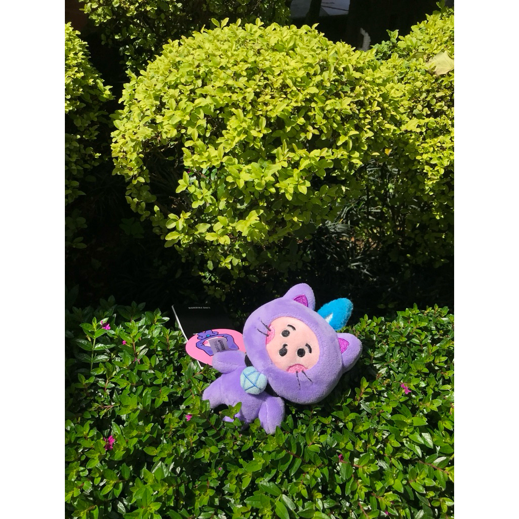 official truz chilli bagcharm preloved