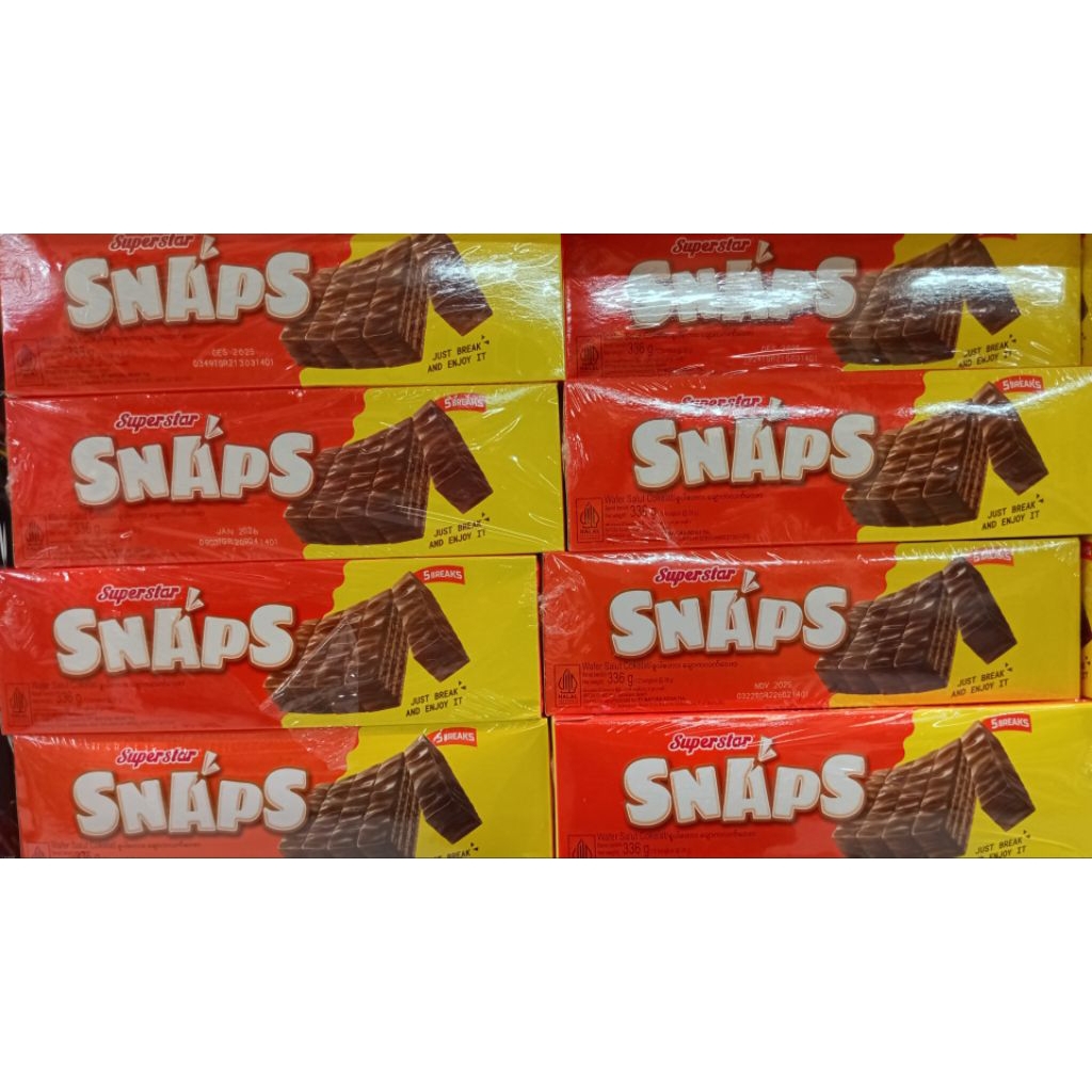 

Superstar Snaps wafer Chocolate 1 box isi 12 pcs