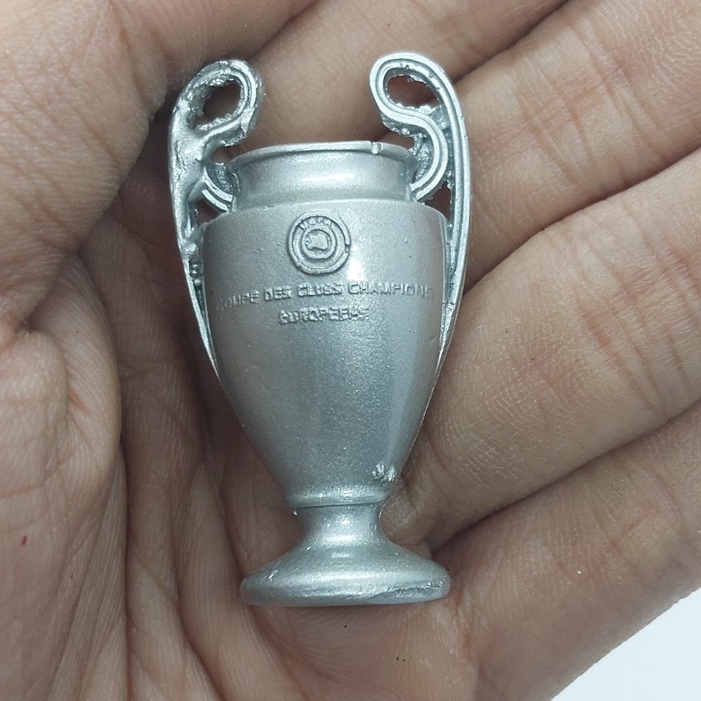 Piala trophy miniatur sepakbola ucl liga champion tinggi 4 cm resin fiberglass