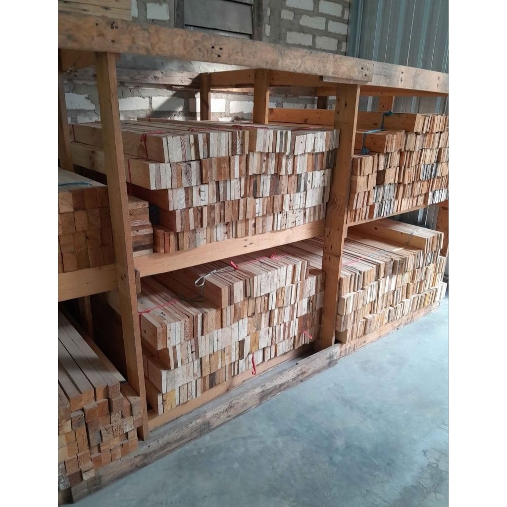 kayu jati belanda / kayu palet 1ikat isi 10Lembar sudah serut halus