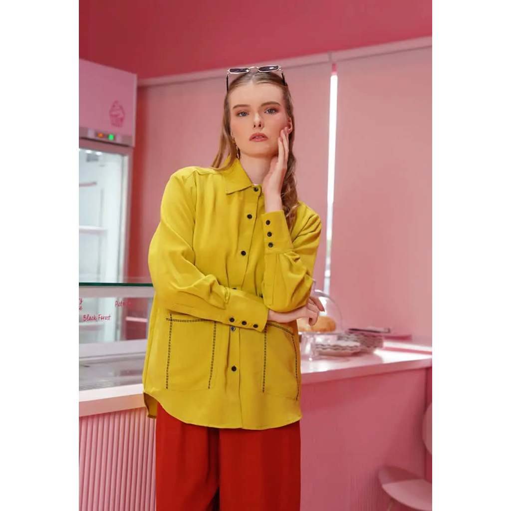 BNB CHAMBERS TOP – LIME - SIZE M - PRELOVED !!!