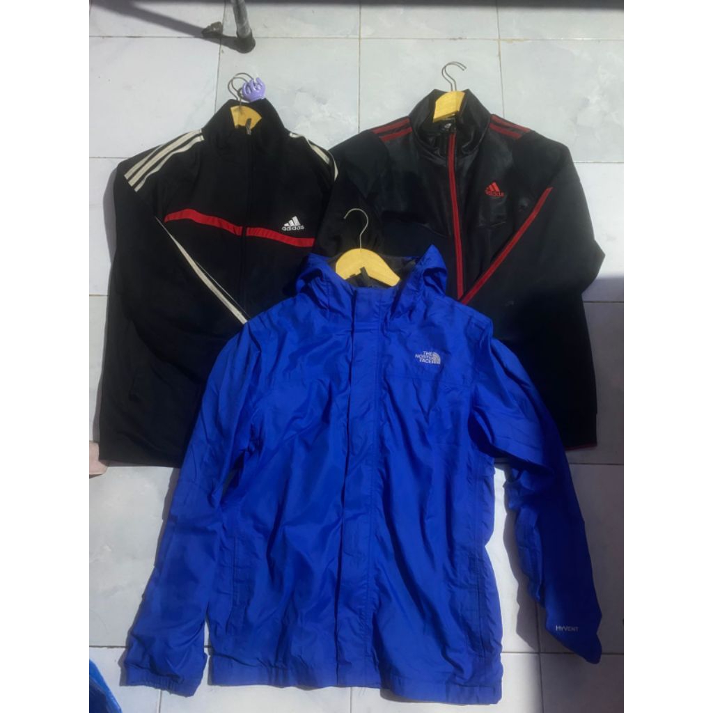 borongan jaket tnf