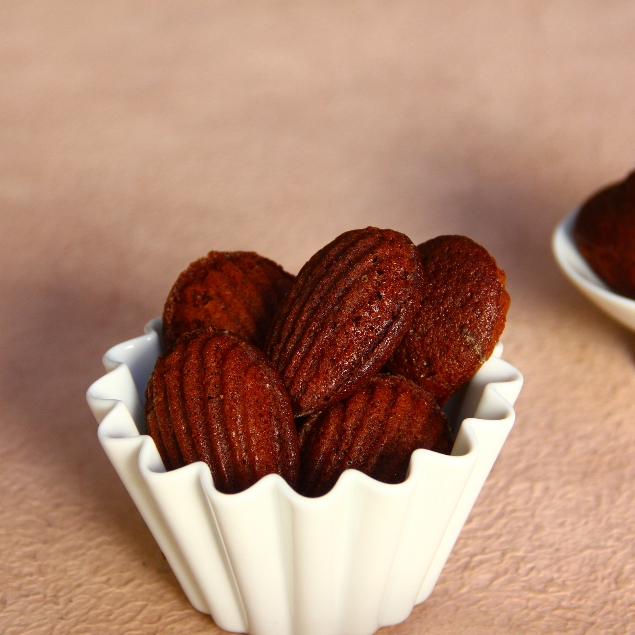 

Mini Choco Madeleines - Box of 12