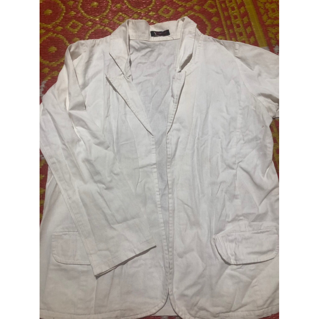 preloved blazer putih