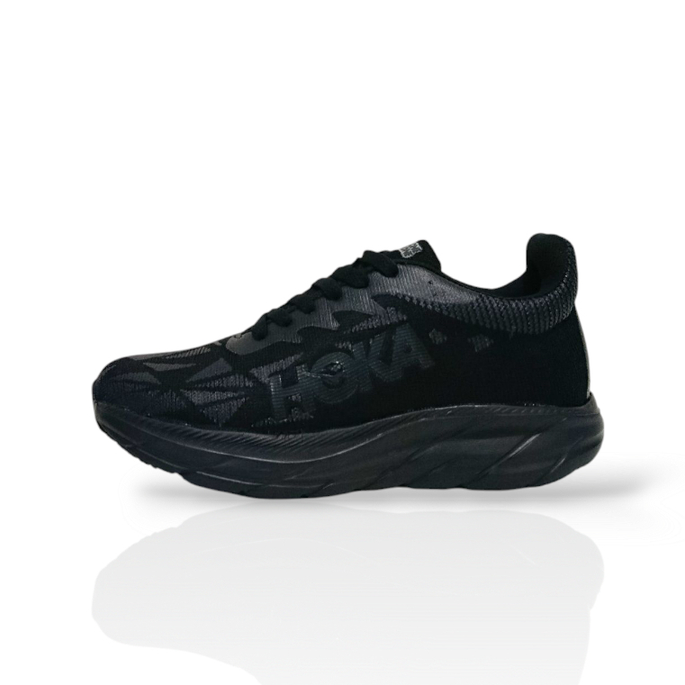 Sepatu Lari Pria Full Black Sneakers Olahraga Hitam Polos