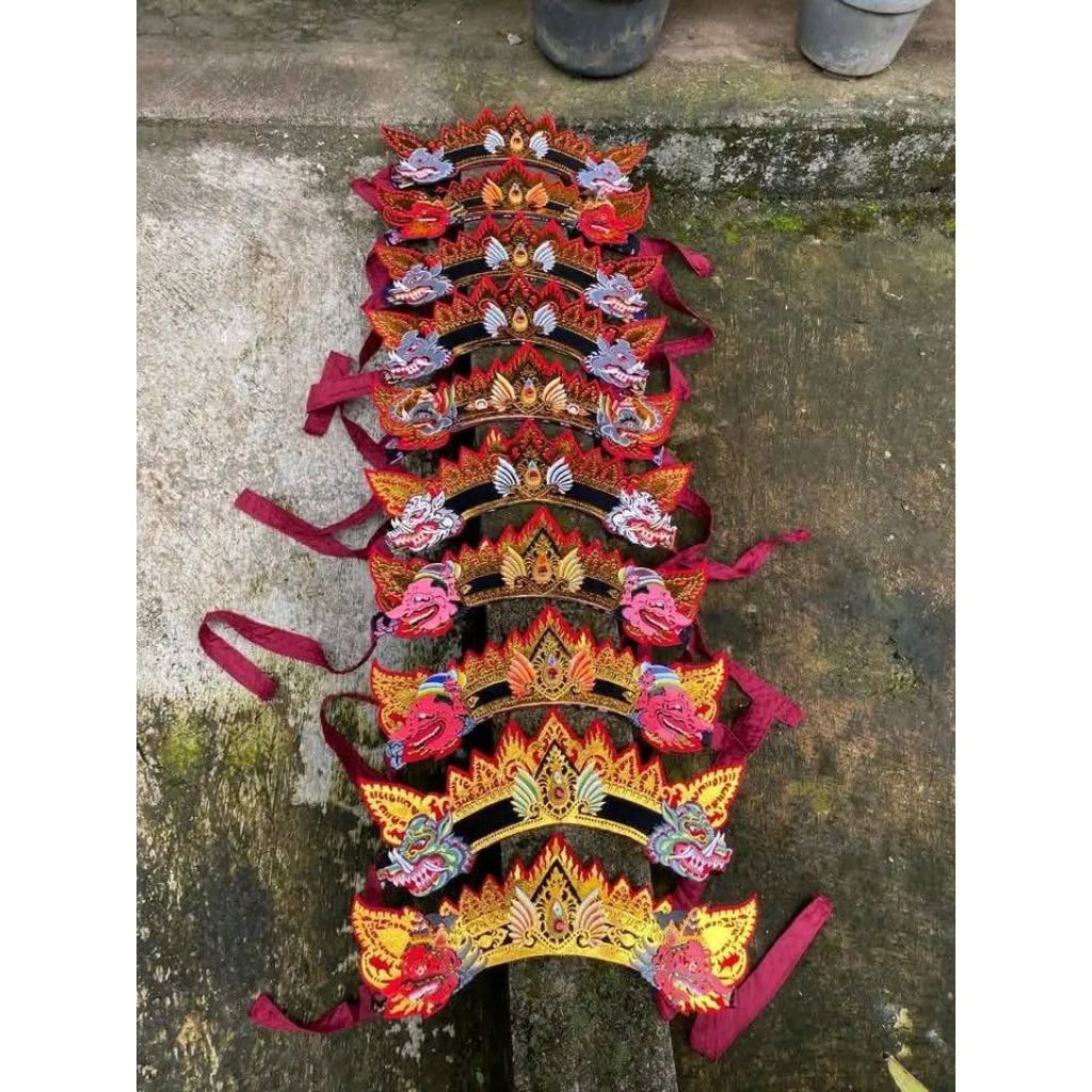 mahkota jaran kepang/kuda lumping Temanggung