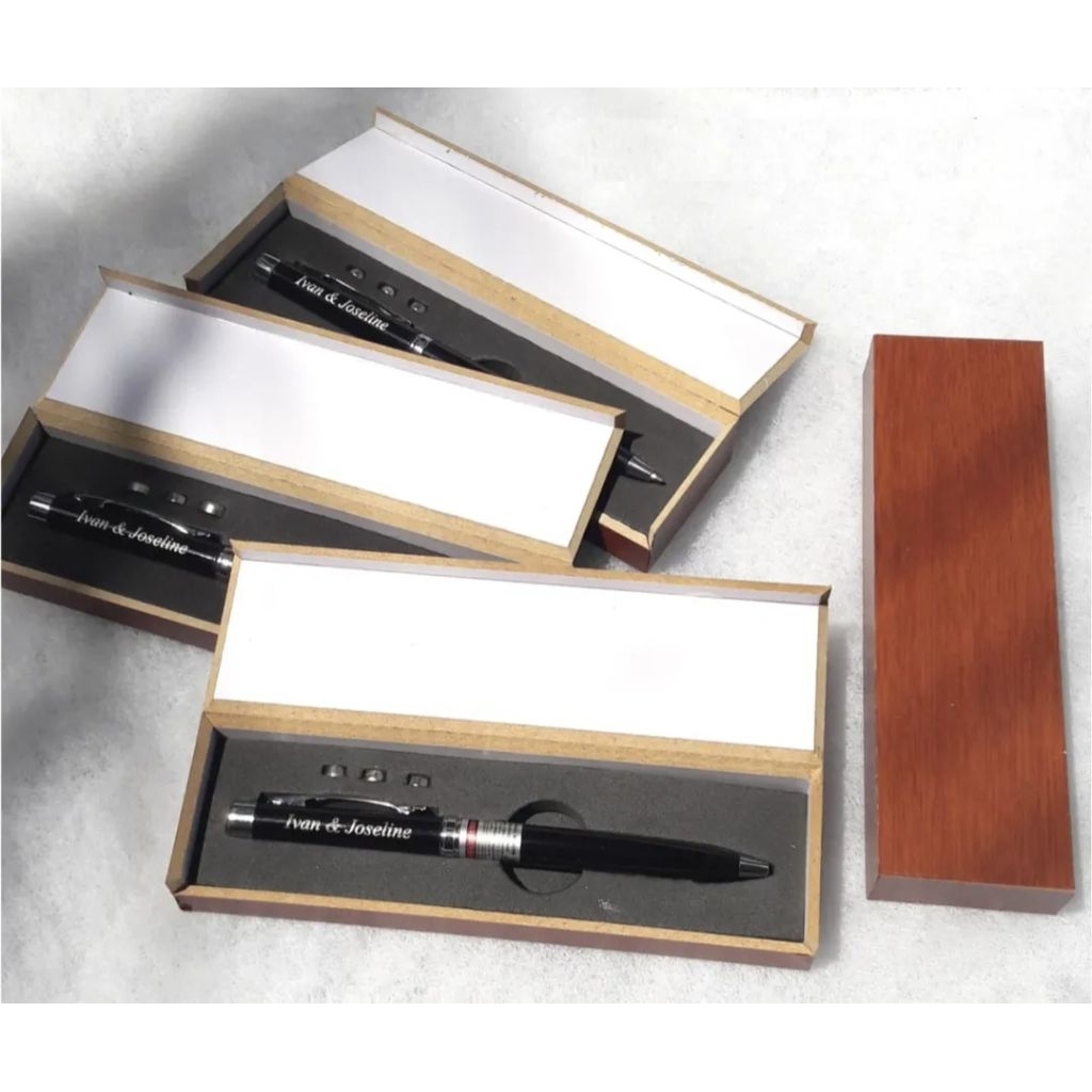 

Pen Laser 3in1 |Pointer Pen 3in1 | Free Box Kayu