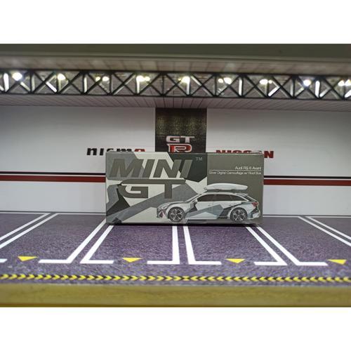 Mini GT 256 Audi RS 6 Avant Silver Digital Camouflage w/Roof Box