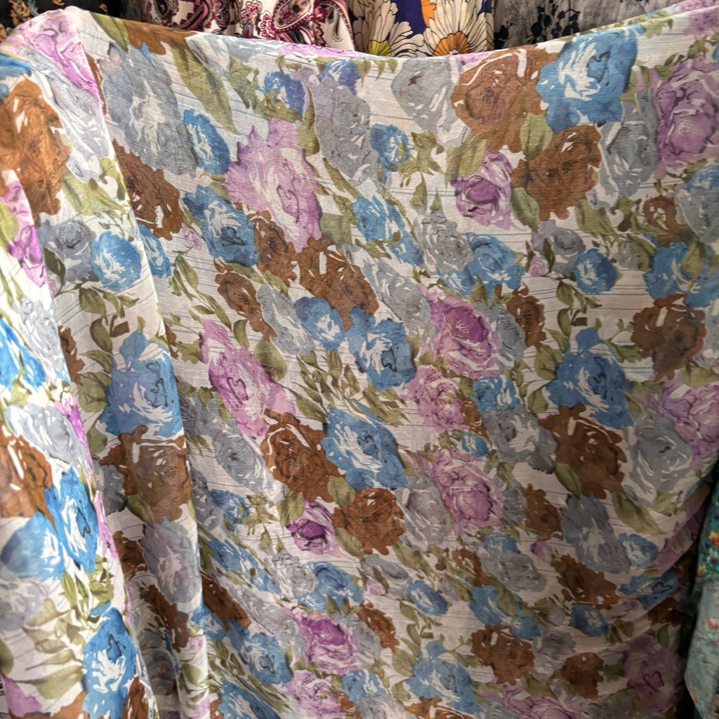 Kain Sifon Sutra Premium Motif Bunga - kain bahan motif bunga - kain sifon motif - kain ceruty motif