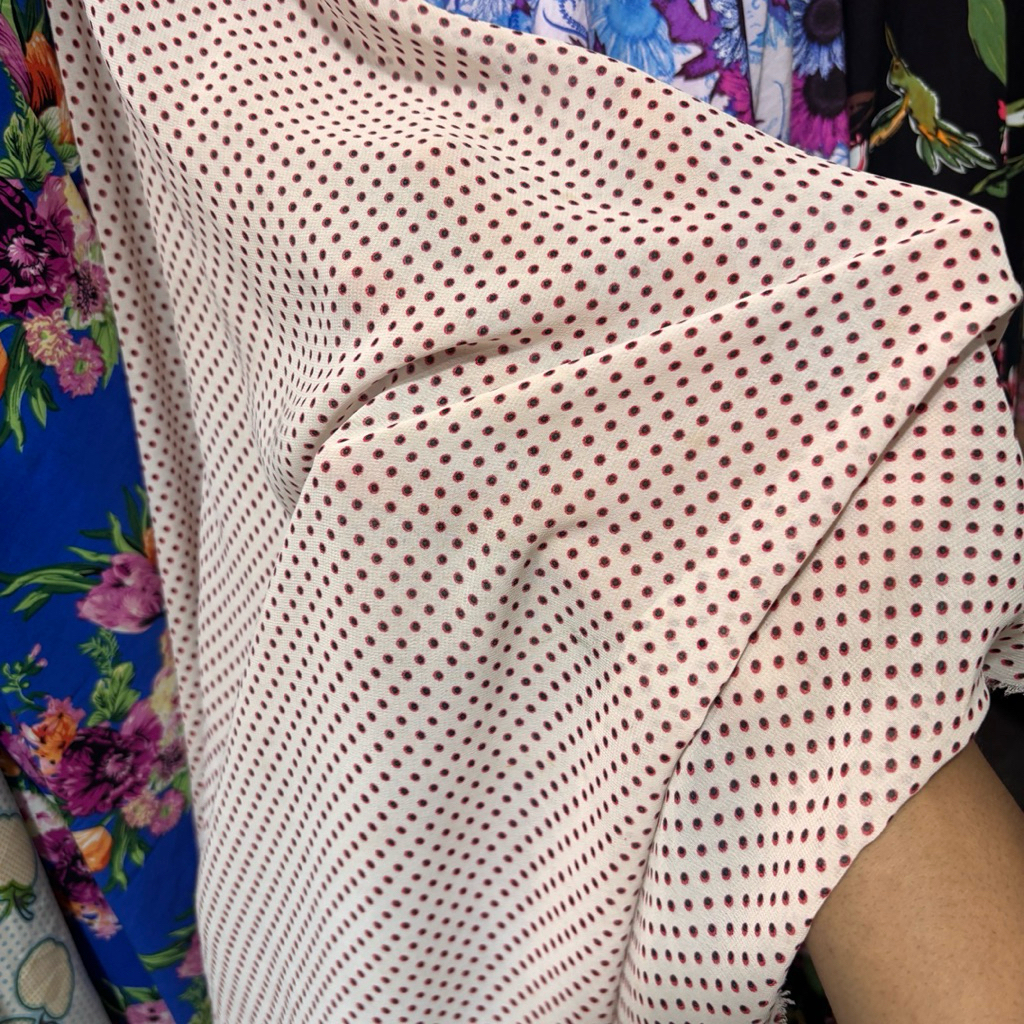 kain siffon ceruty // kain ceruty motif // kain bahan // ceruti // ceruty motif / kain motif polkado