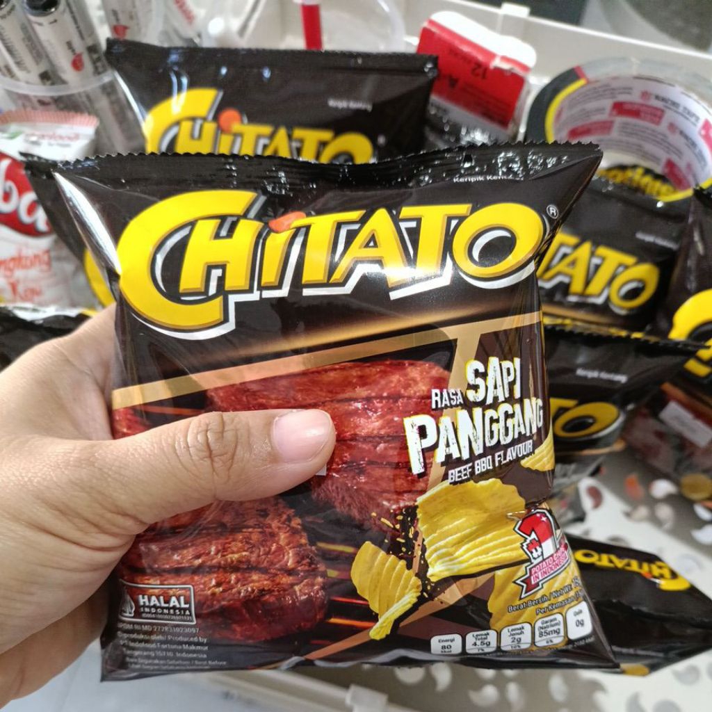 

chitato snack potato chips sapi panggang 15g