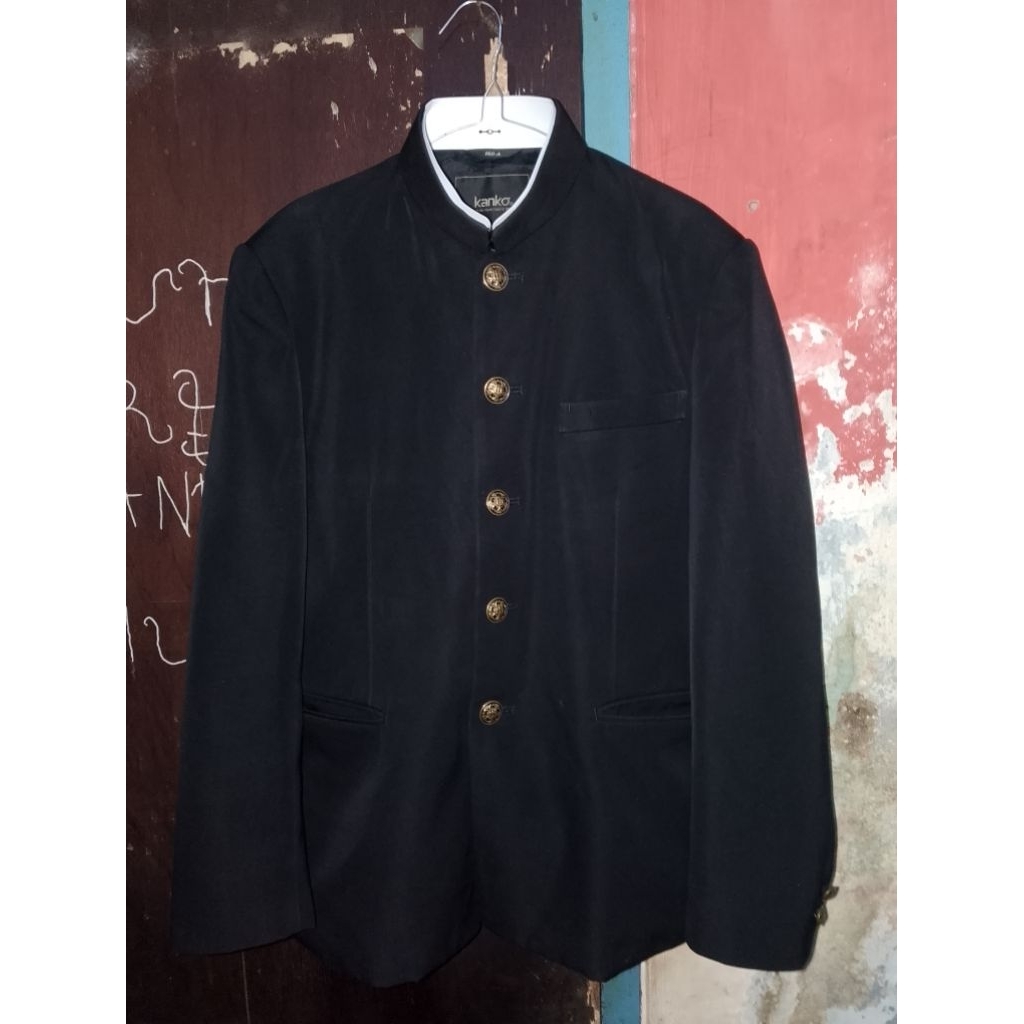 Gakuran (Seragam Sekolah Jepang pria)