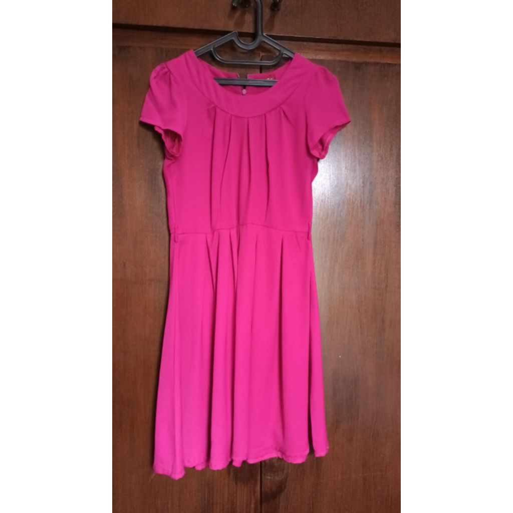 Preloved Dress dress second wanita warna Fanta/ shocking pink