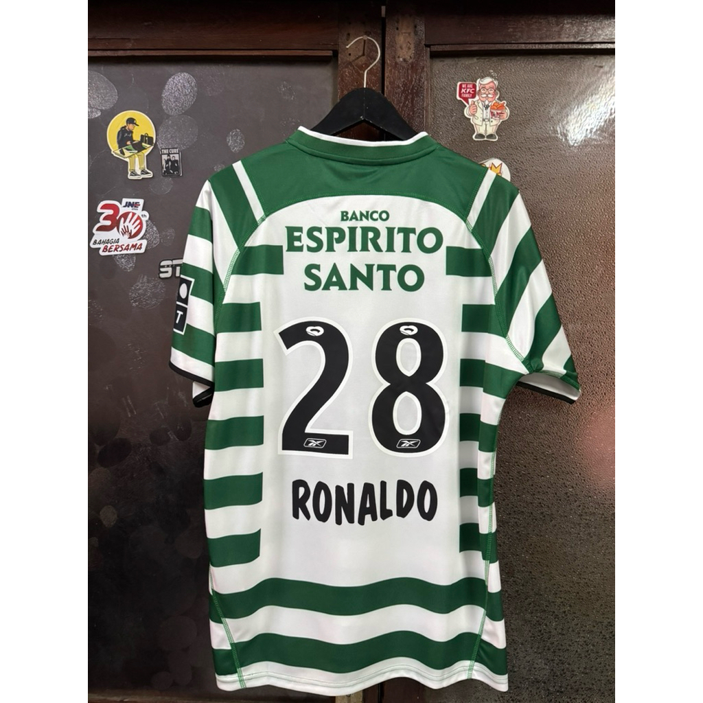 jersey sporting lisbon size L ronaldo