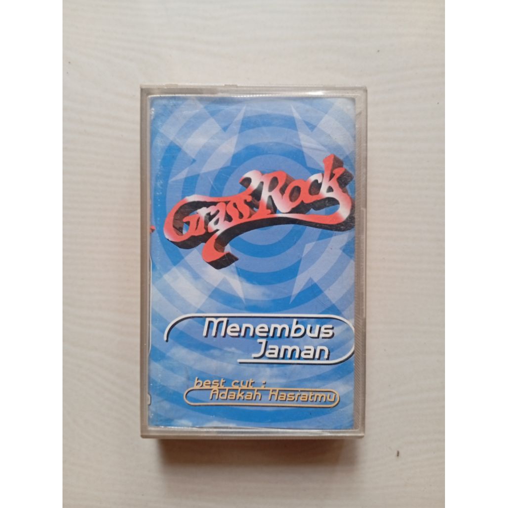 Kaset Pita Grass Rock - Menembus Jaman